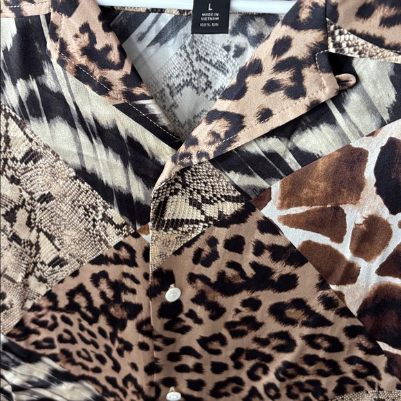 Banana Republic 100% Silk Animal Print Button Up Men’s Size L - Picture 6 of 8